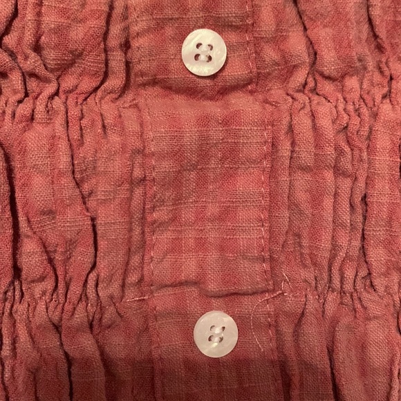 ruffled tank top - Picture 3 of 3